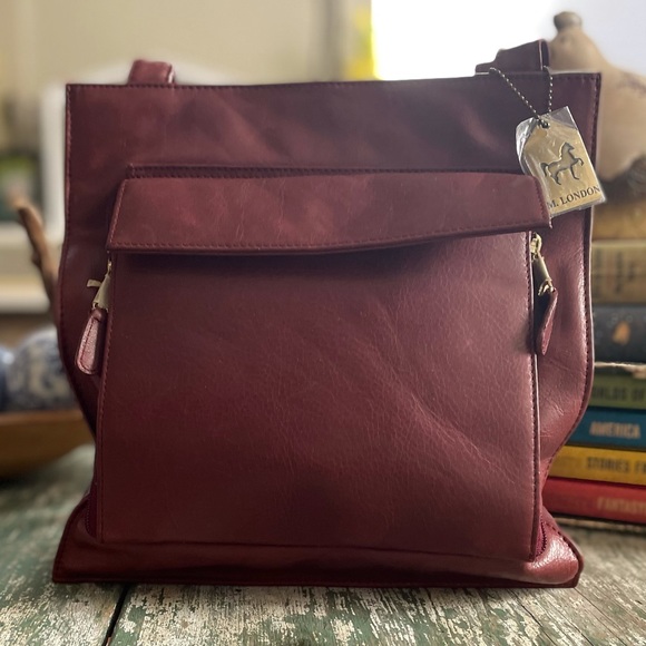 ♥️ UNIQUE ♥️ M. London Distressed Brown Leather Utility Tote NWOT 🫶🏻👜 - Picture 3 of 15